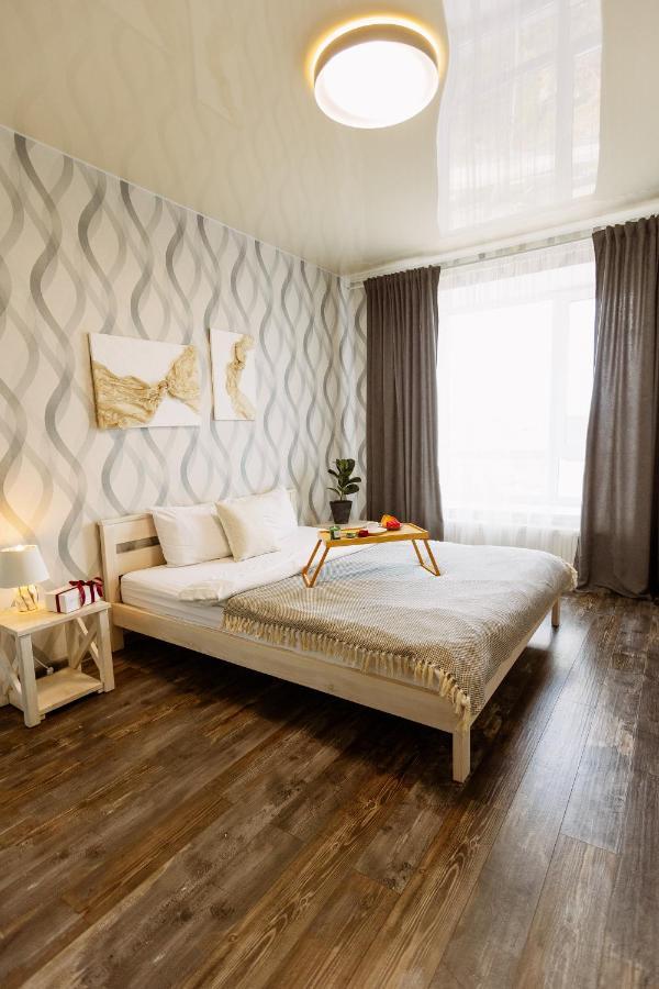 New Time: Modern Central Apartment with Separate Bedroom Ternopil Exterior photo