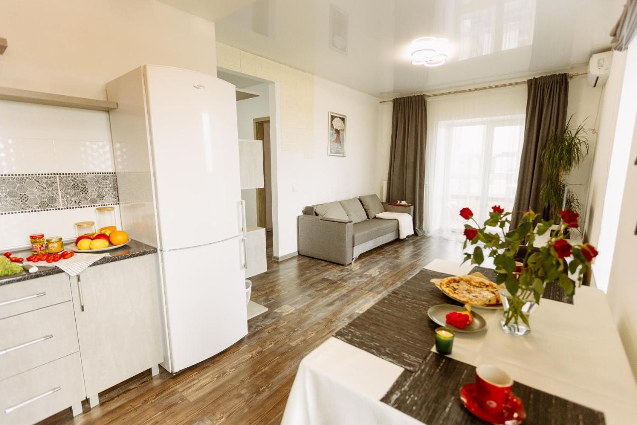 New Time: Modern Central Apartment with Separate Bedroom Ternopil Exterior photo